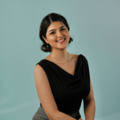 Annie Vardanyan  Headshot